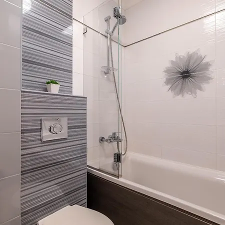 Jewelry - 1 Bedroom * Sofia