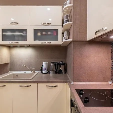 Jewelry - 1 Bedroom Apartment *